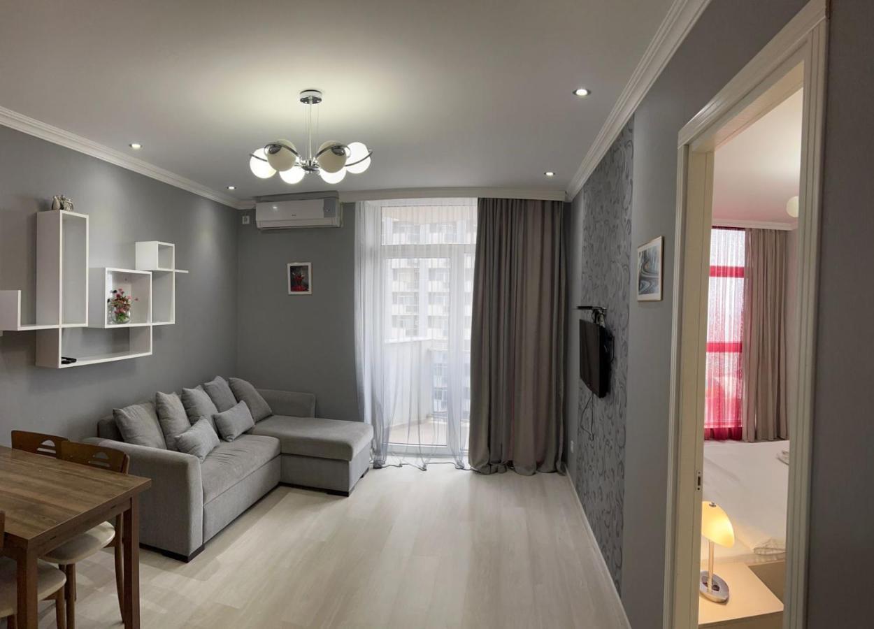 Holiday Premium Apartments Batumi Eksteriør billede