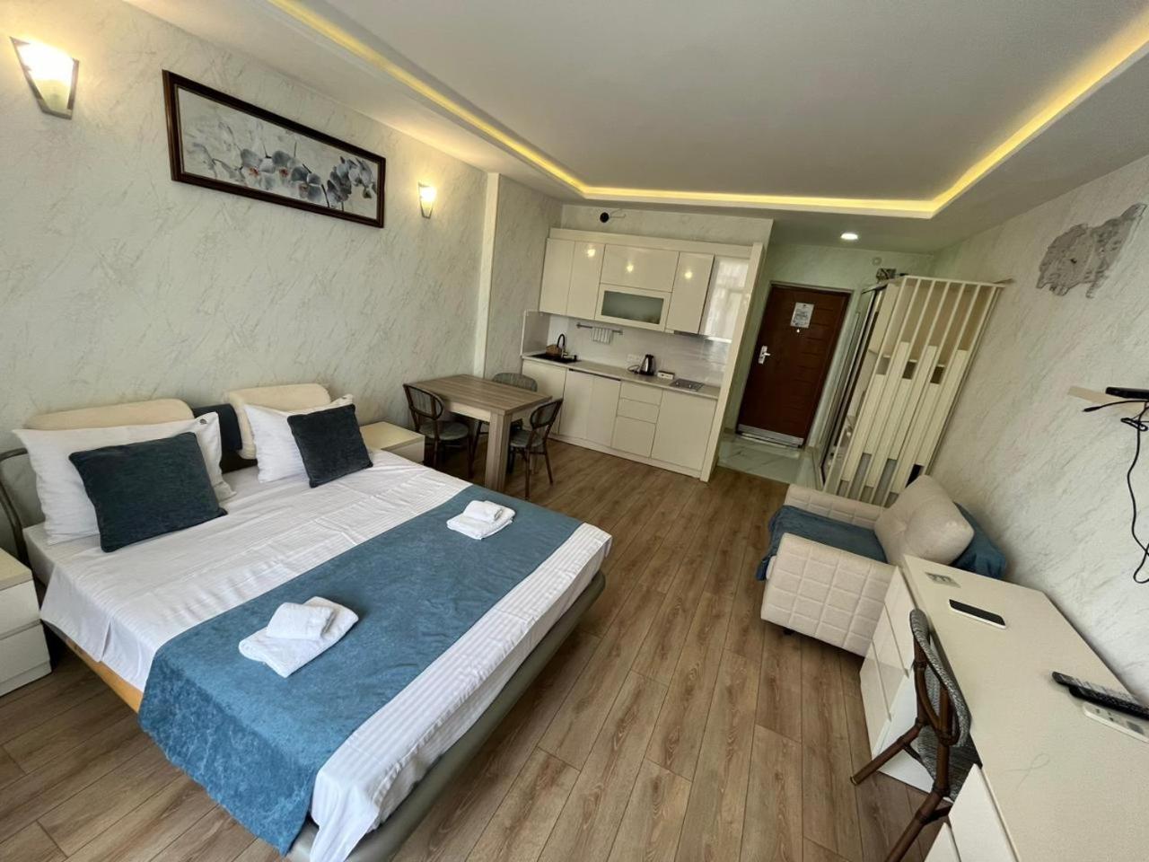 Holiday Premium Apartments Batumi Eksteriør billede