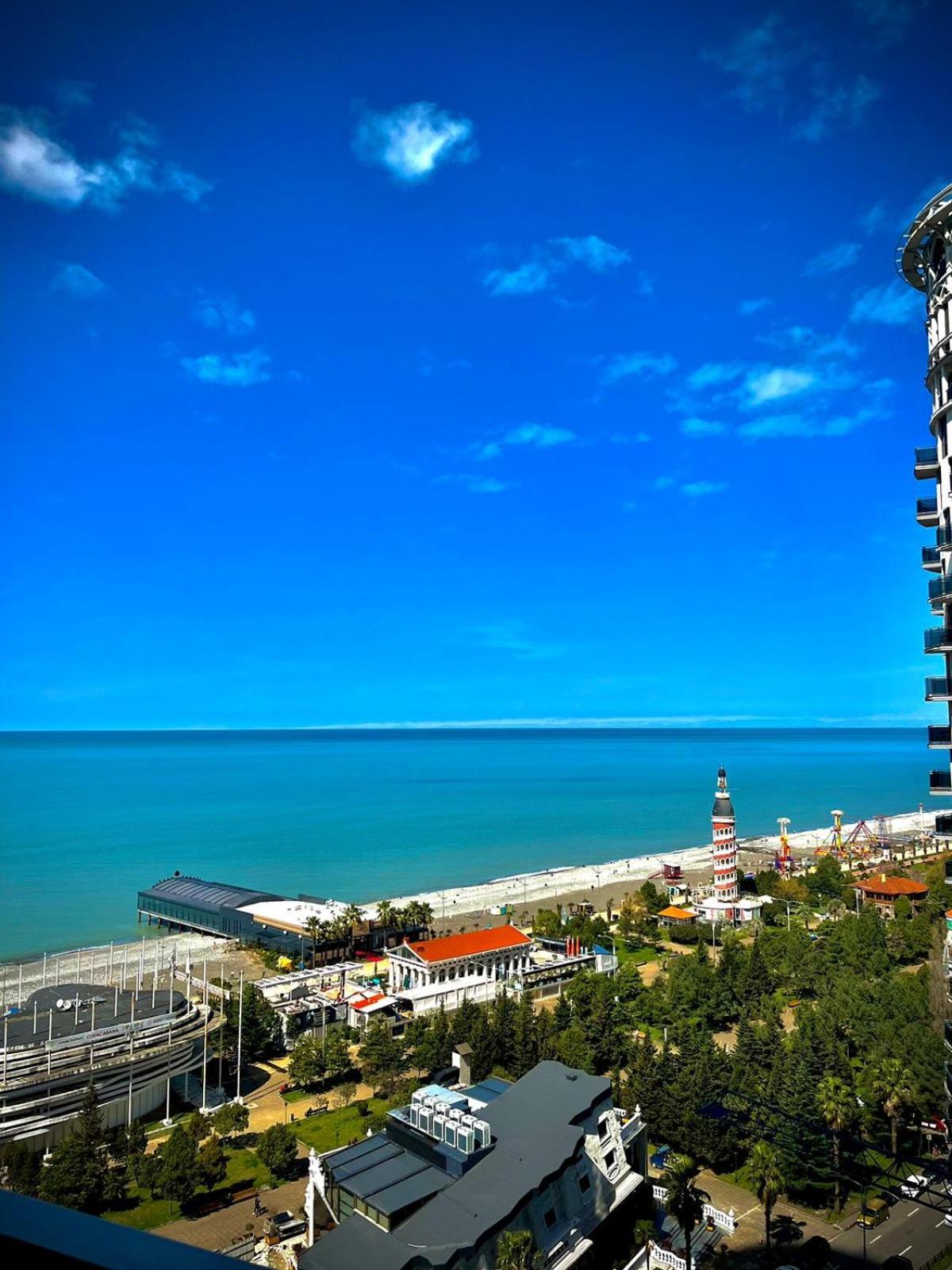 Holiday Premium Apartments Batumi Eksteriør billede