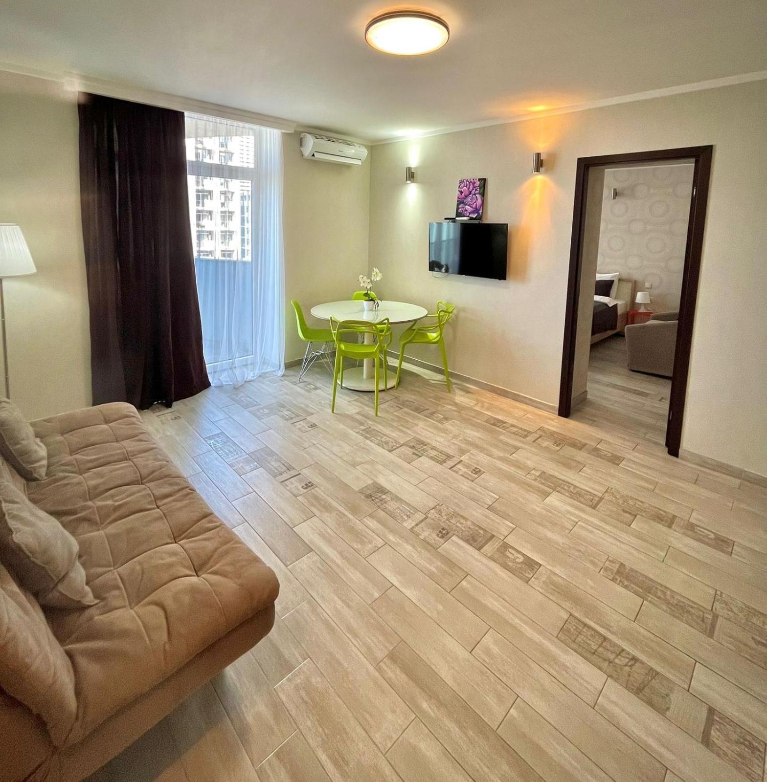 Holiday Premium Apartments Batumi Eksteriør billede