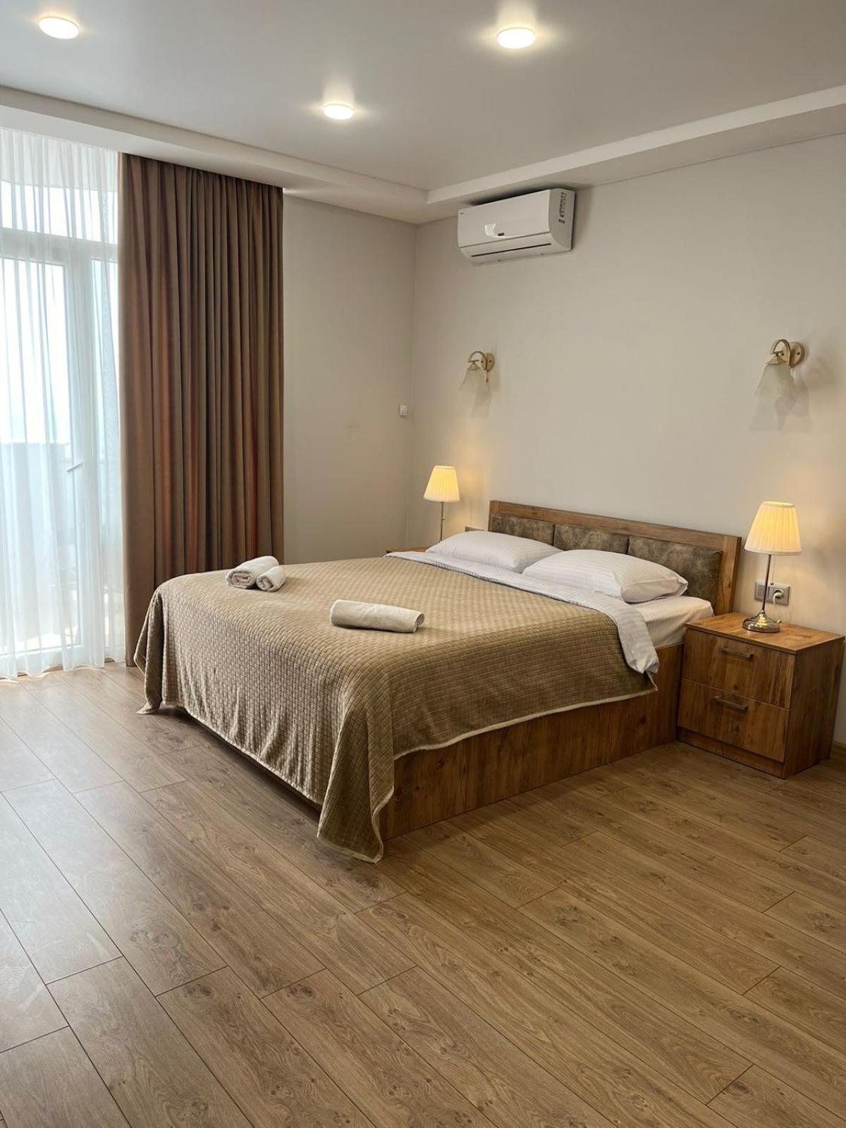 Holiday Premium Apartments Batumi Eksteriør billede