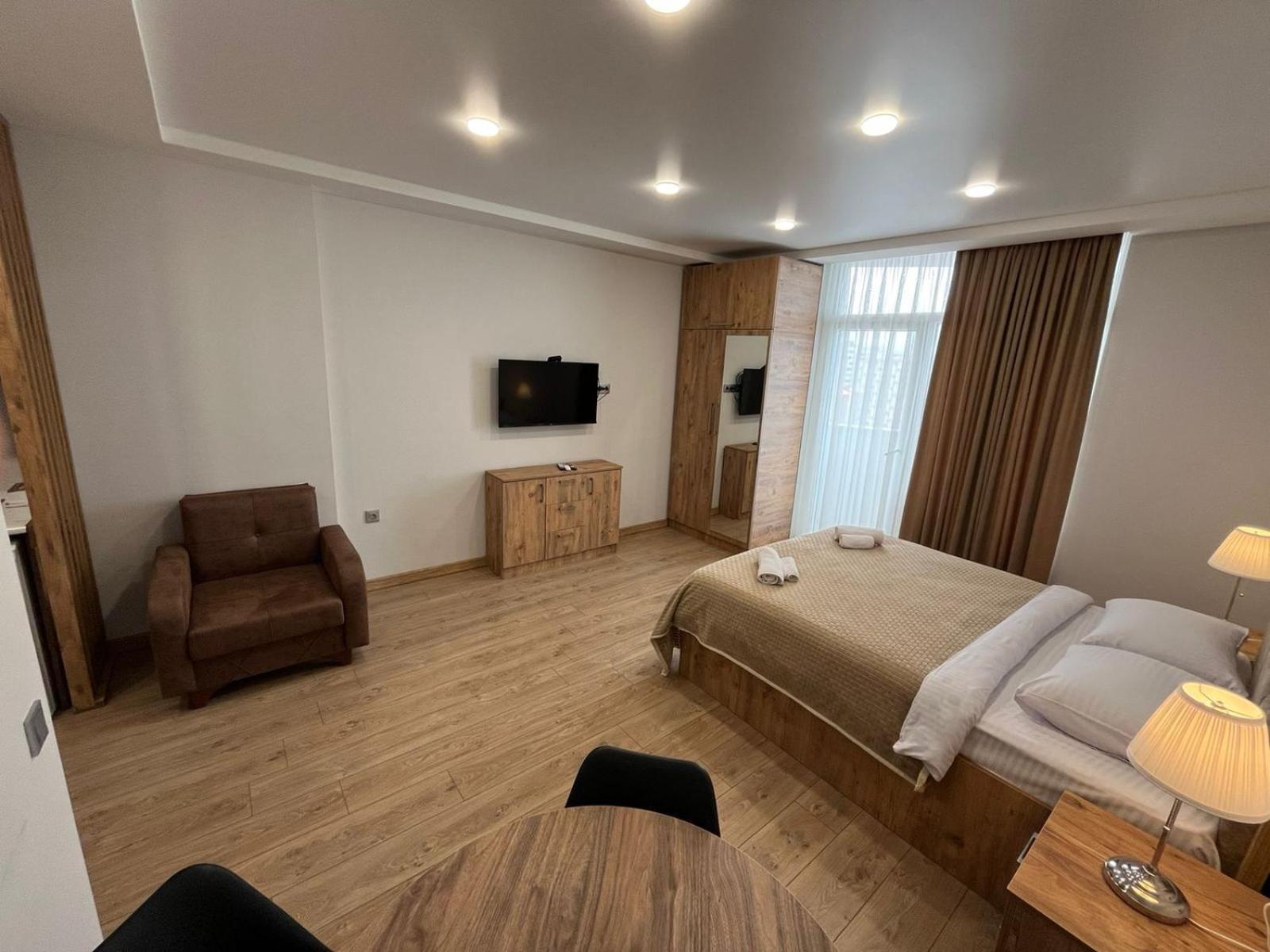 Holiday Premium Apartments Batumi Eksteriør billede