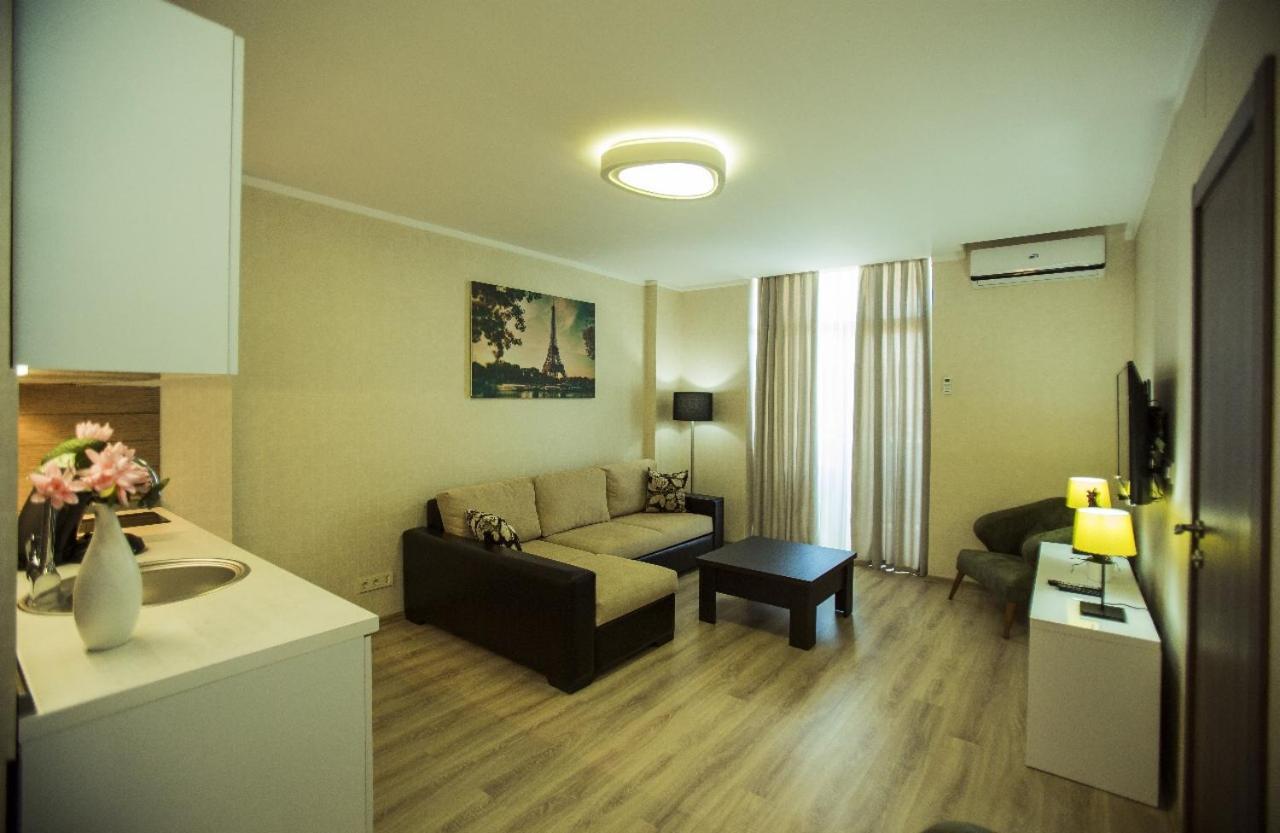 Holiday Premium Apartments Batumi Eksteriør billede