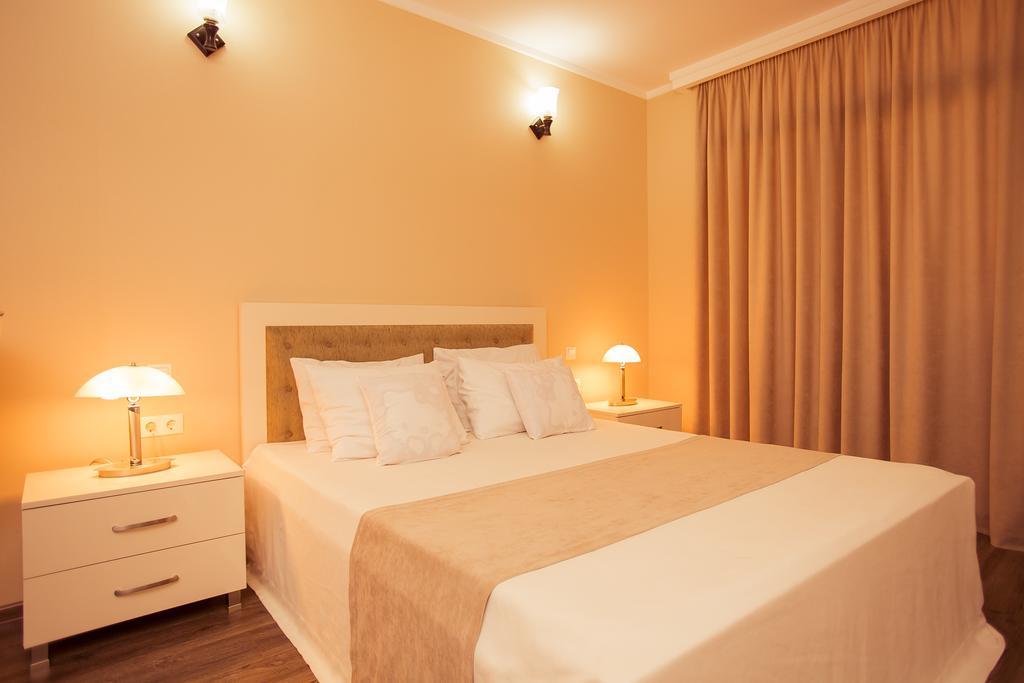 Holiday Premium Apartments Batumi Eksteriør billede