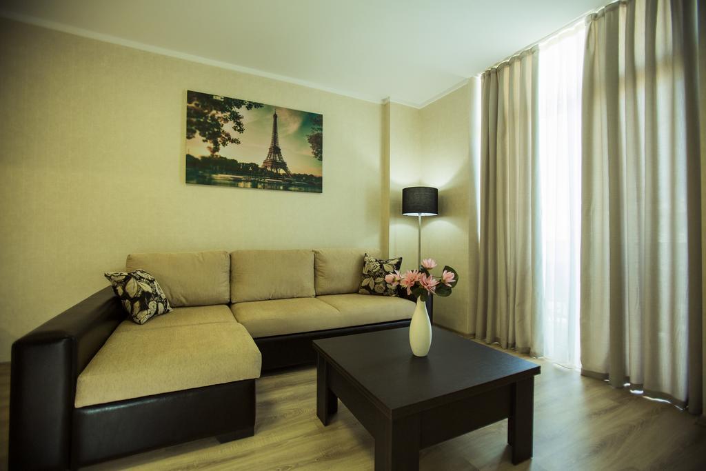 Holiday Premium Apartments Batumi Eksteriør billede