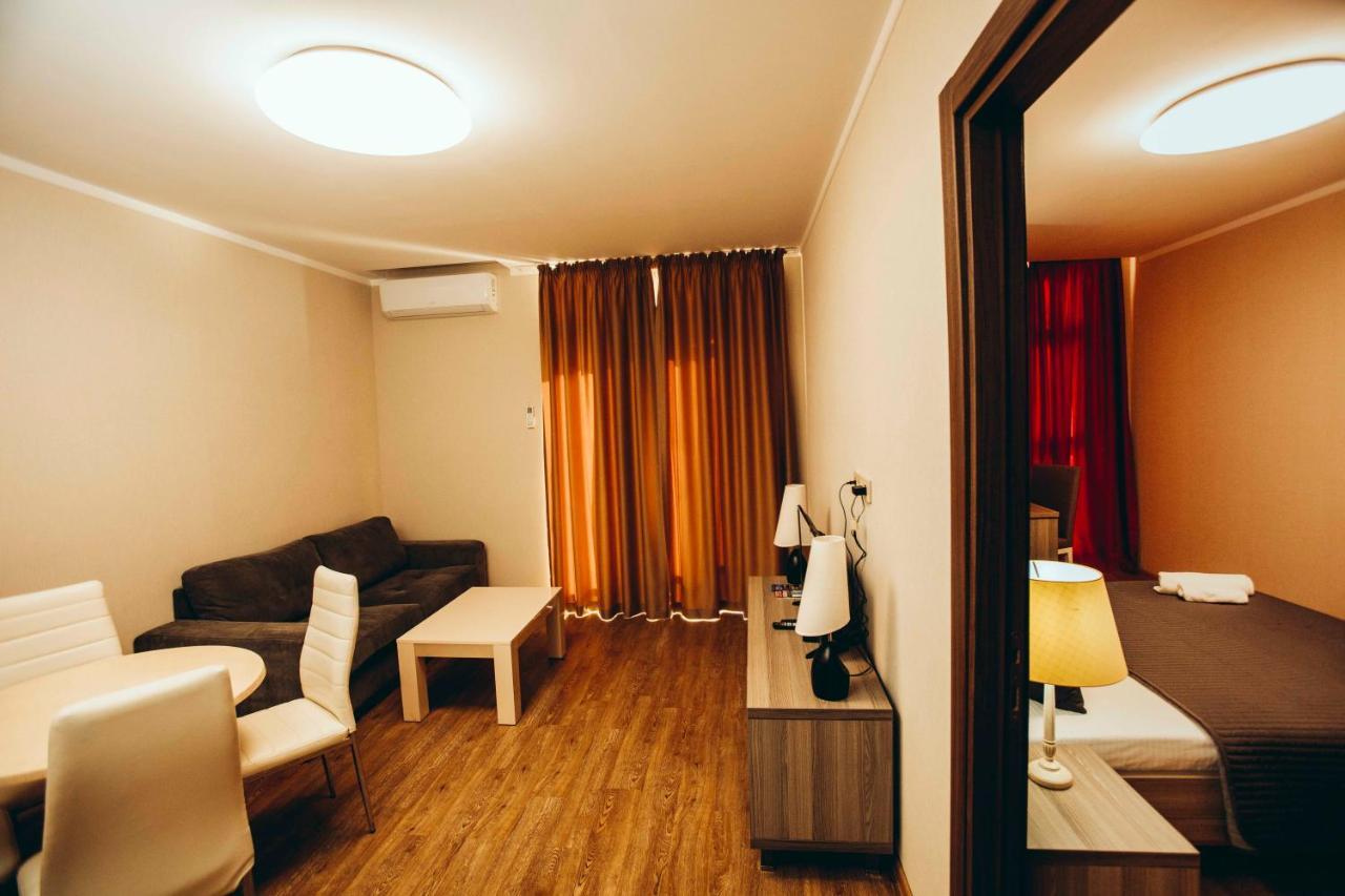 Holiday Premium Apartments Batumi Eksteriør billede