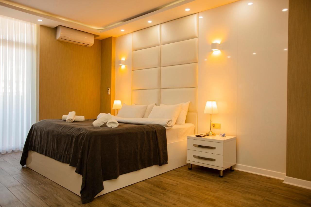 Holiday Premium Apartments Batumi Eksteriør billede